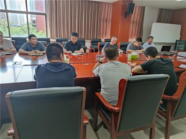 市古鎮(zhèn)公司召開“建黨100周年慶?；顒印毙旁L維穩(wěn)工作專題部署會