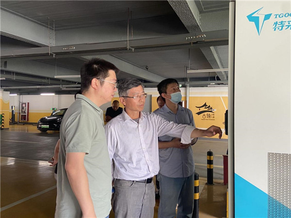 林云輝調(diào)研督導智慧停車管理中心充電場站建設(shè)及安全生產(chǎn)工作