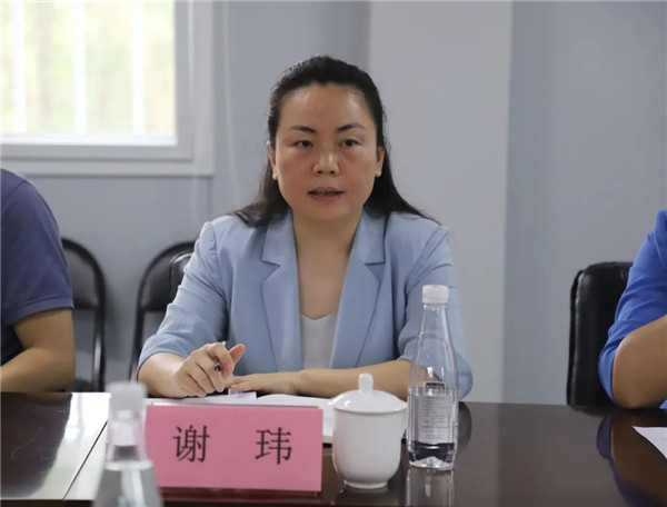 周長(zhǎng)根一行深入各單位開(kāi)展調(diào)研座談會(huì)