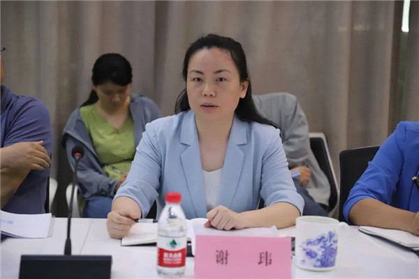周長(zhǎng)根一行深入各單位開(kāi)展調(diào)研座談會(huì)